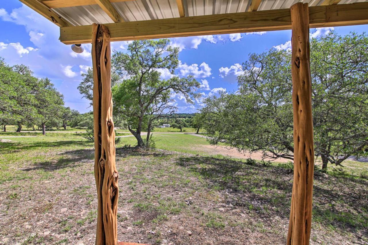 פרדריקסברג Rustic-Chic Country Cabin - 10 Mi To Main Street! מראה חיצוני תמונה