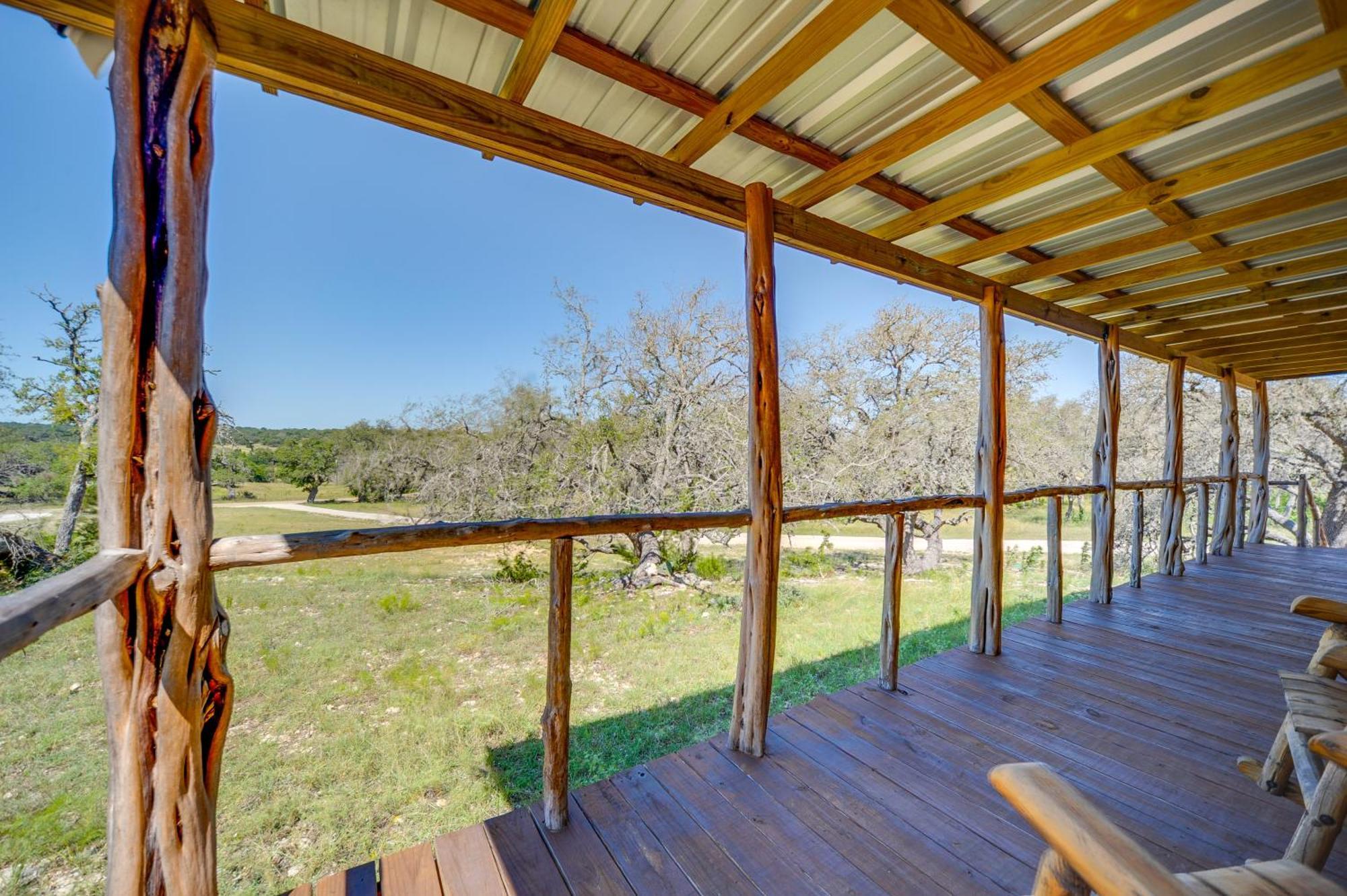 פרדריקסברג Rustic-Chic Country Cabin - 10 Mi To Main Street! מראה חיצוני תמונה